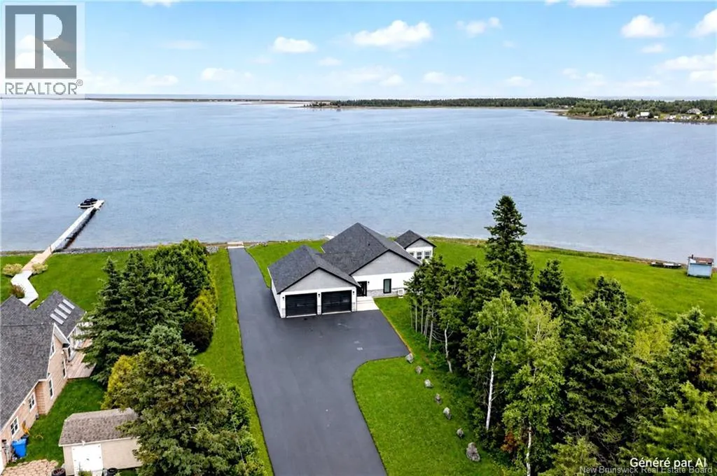 New Waterfront Bungalow, Steps from Tracadie