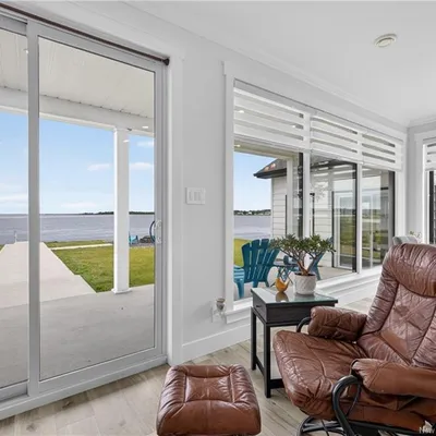 New Waterfront Bungalow, Steps from Tracadie